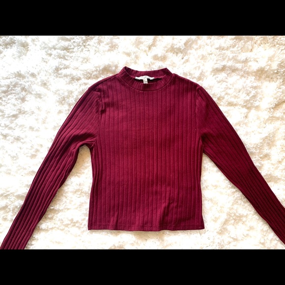Maroon crop top - Picture 2 of 5